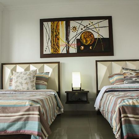 Apartahotel Kelly 卡利 外观 照片
